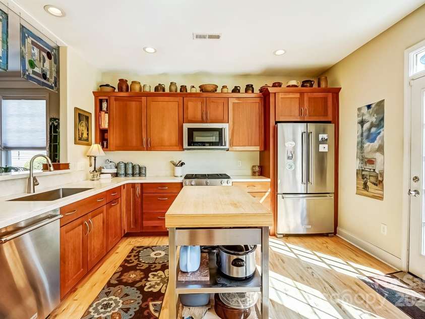 2316 Winding River Drive, Charlotte, NC 28214.  MLS# CAR4233275, YatesRealty ID 1939. 