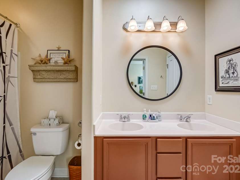 2316 Winding River Drive, Charlotte, NC 28214.  MLS# CAR4233275, YatesRealty ID 1939. 