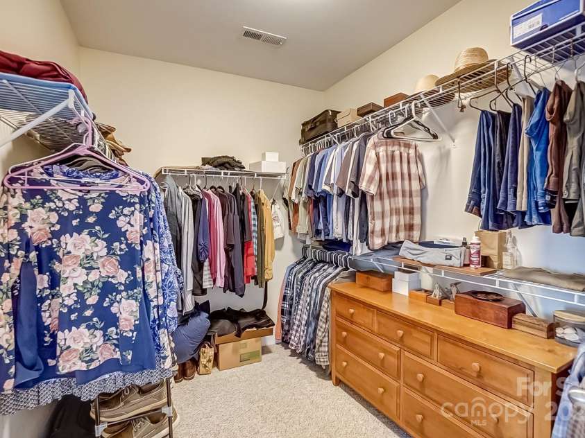 2316 Winding River Drive, Charlotte, NC 28214.  MLS# CAR4233275, YatesRealty ID 1939. 