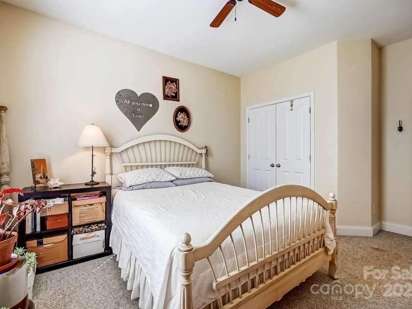 2316 Winding River Drive, Charlotte, NC 28214.  MLS# CAR4233275, YatesRealty ID 1939. 