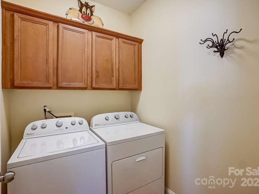 2316 Winding River Drive, Charlotte, NC 28214.  MLS# CAR4233275, YatesRealty ID 1939. 