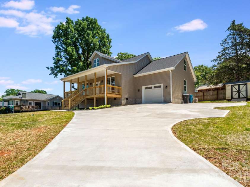 144 Georgia Avenue, Forest City, NC 28043.  MLS# CAR4377047, YatesRealty ID 19391. 