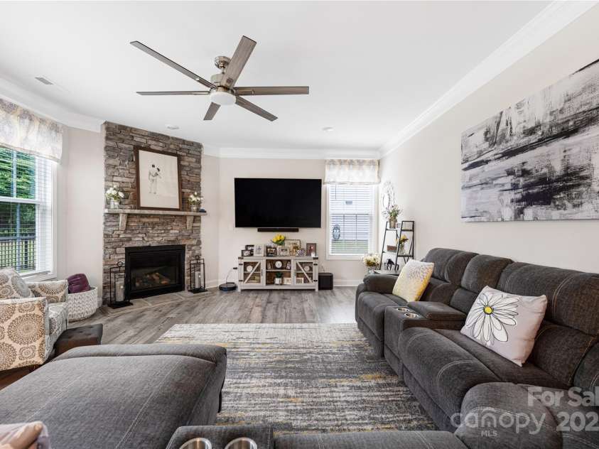 1054 Thoroughbred Drive, Iron Station, NC 28080.  MLS# CAR4268403, YatesRealty ID 19394. 