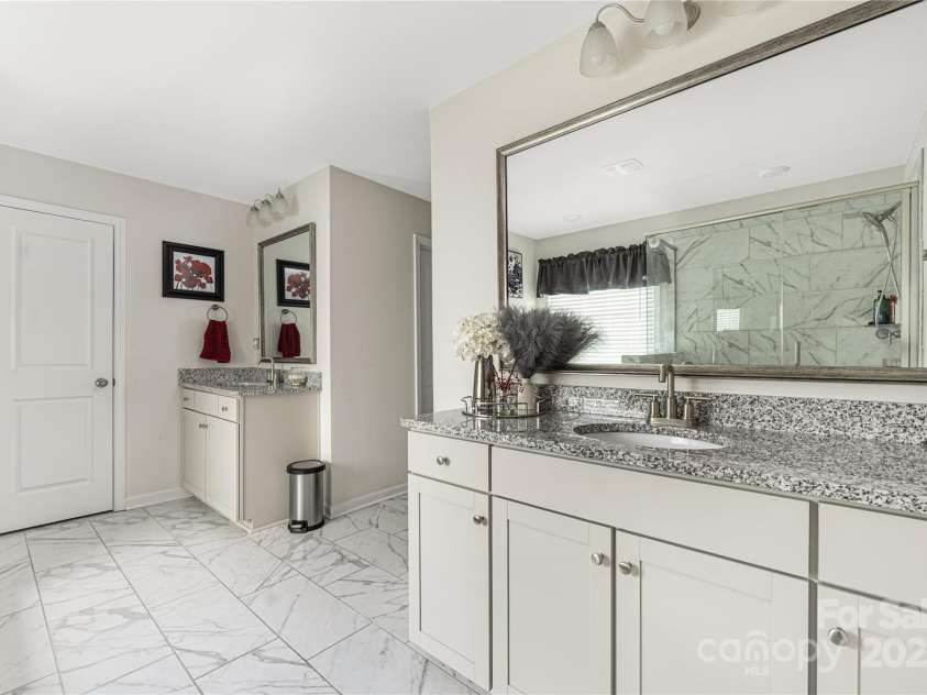 1054 Thoroughbred Drive, Iron Station, NC 28080.  MLS# CAR4268403, YatesRealty ID 19394. 