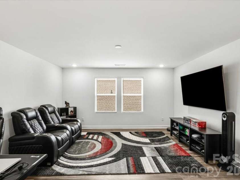 9287 Dunwich Drive, Gastonia, NC 28056.  MLS# CAR4376792, YatesRealty ID 19394. 