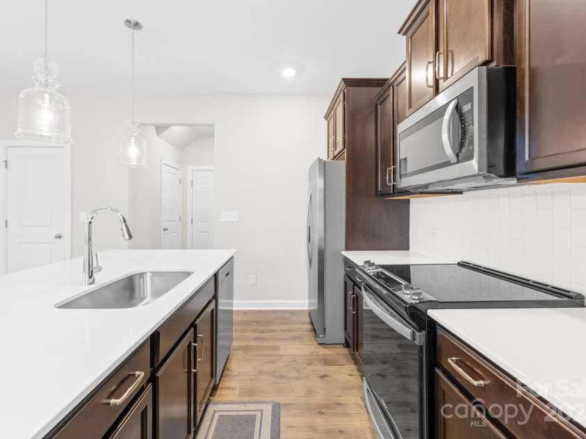 106 Kirsche Court, Mooresville, NC 28115.  MLS# CAR4253398, YatesRealty ID 19396. 