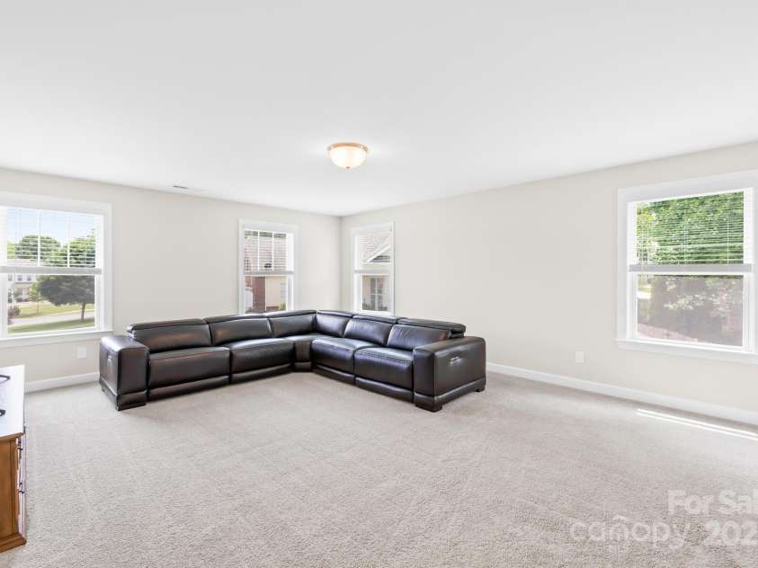 106 Kirsche Court, Mooresville, NC 28115.  MLS# CAR4253398, YatesRealty ID 19396. 