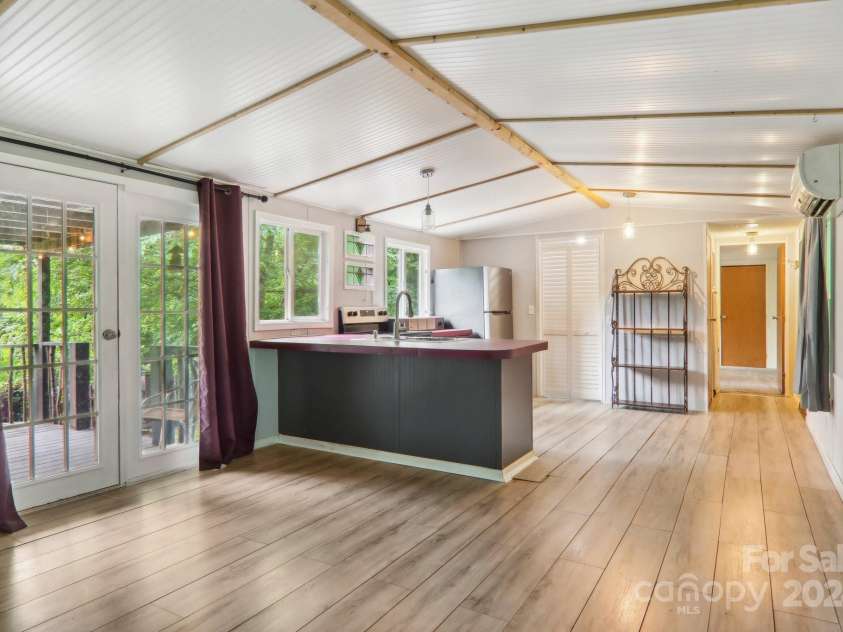 207 Vegas Drive, Leicester, NC 28748.  MLS# CAR4187393, YatesRealty ID 19397. 