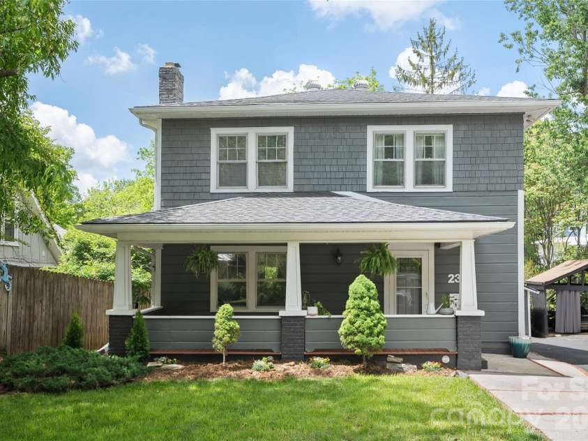 23 Lanvale Avenue, Asheville, NC 28806.  MLS# CAR4375893, YatesRealty ID 19399. 