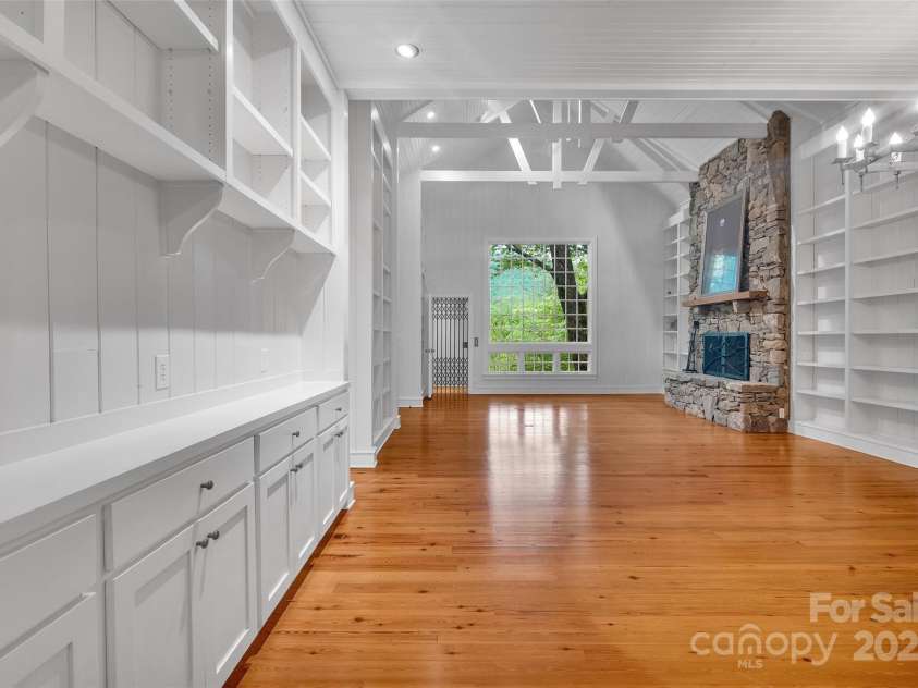 1957 Cold Mountain Road, Lake Toxaway, NC 28747.  MLS# CAR4259029, YatesRealty ID 194. 