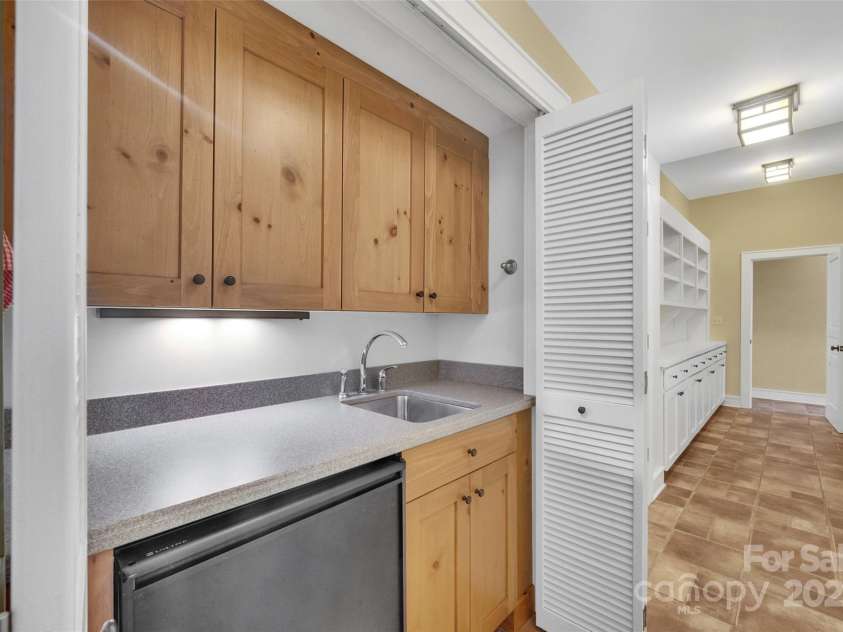 1957 Cold Mountain Road, Lake Toxaway, NC 28747.  MLS# CAR4259029, YatesRealty ID 194. 