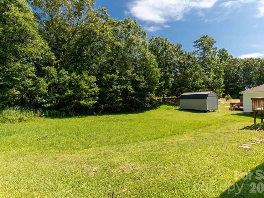 1675 Old Lynwood Circle, Lancaster, SC 29720.  MLS# CAR4270159, YatesRealty ID 1940. 