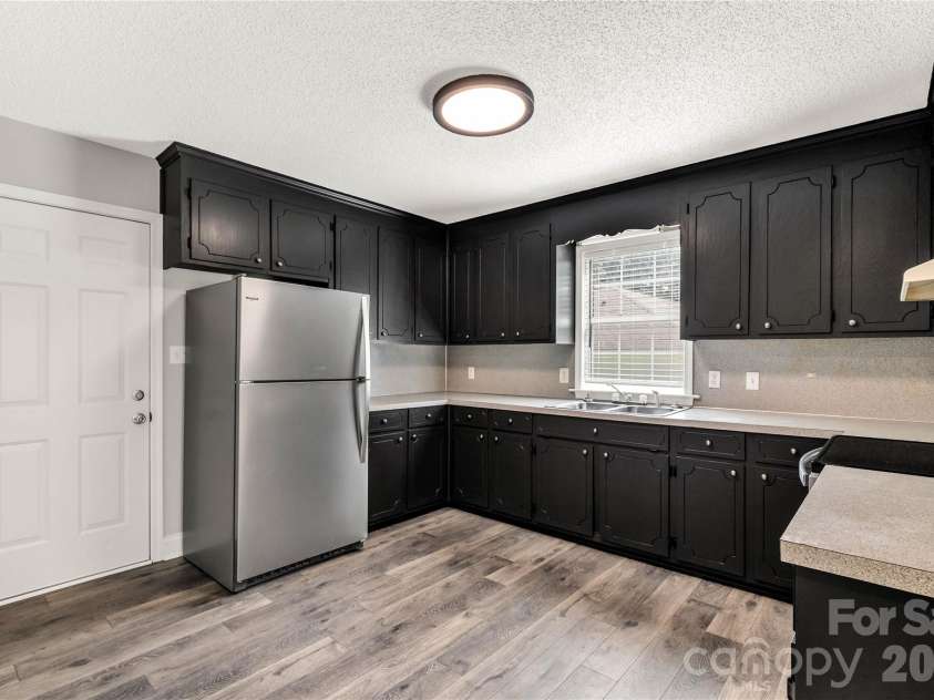 1675 Old Lynwood Circle, Lancaster, SC 29720.  MLS# CAR4270159, YatesRealty ID 1940. 