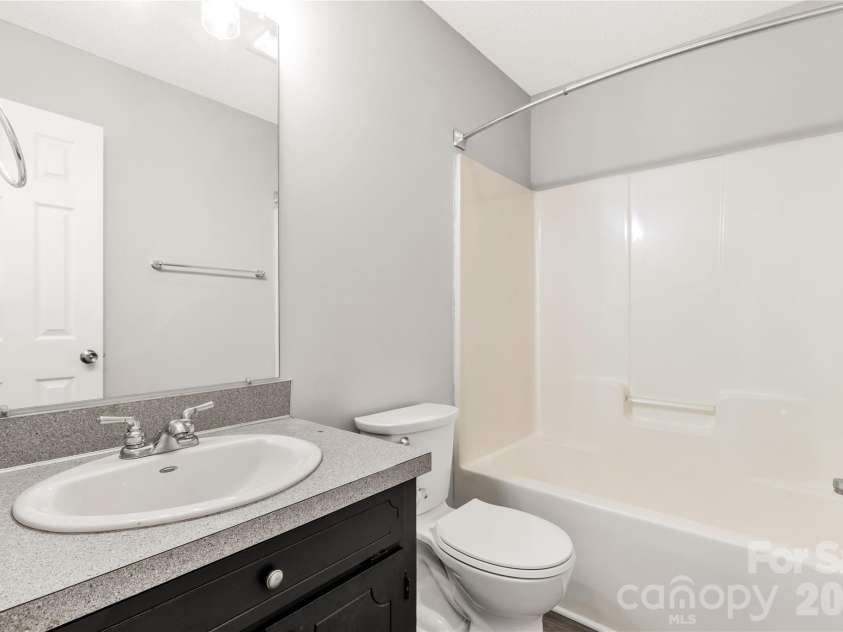 1675 Old Lynwood Circle, Lancaster, SC 29720.  MLS# CAR4270159, YatesRealty ID 1940. 