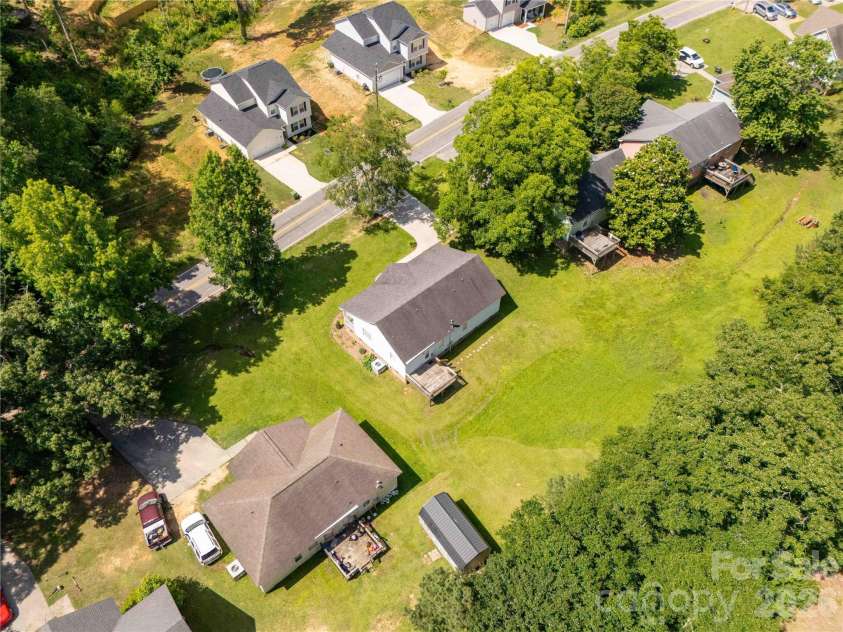 1675 Old Lynwood Circle, Lancaster, SC 29720.  MLS# CAR4270159, YatesRealty ID 1940. 