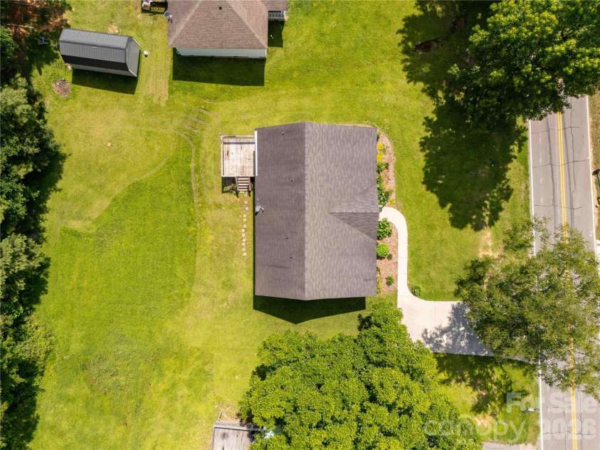 1675 Old Lynwood Circle, Lancaster, SC 29720.  MLS# CAR4270159, YatesRealty ID 1940. 