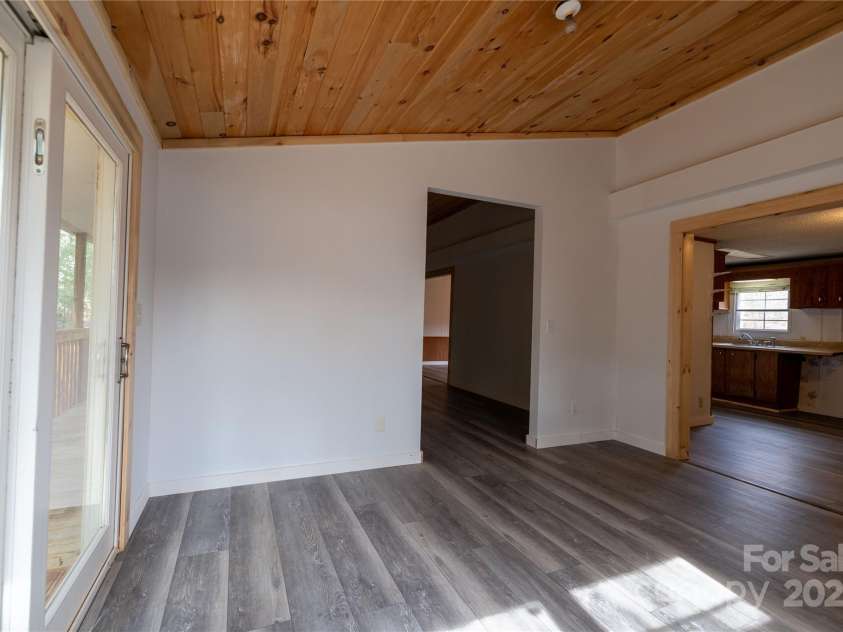 169 Old Chip Yard Drive, Burnsville, NC 28714.  MLS# CAR4226169, YatesRealty ID 1940. 