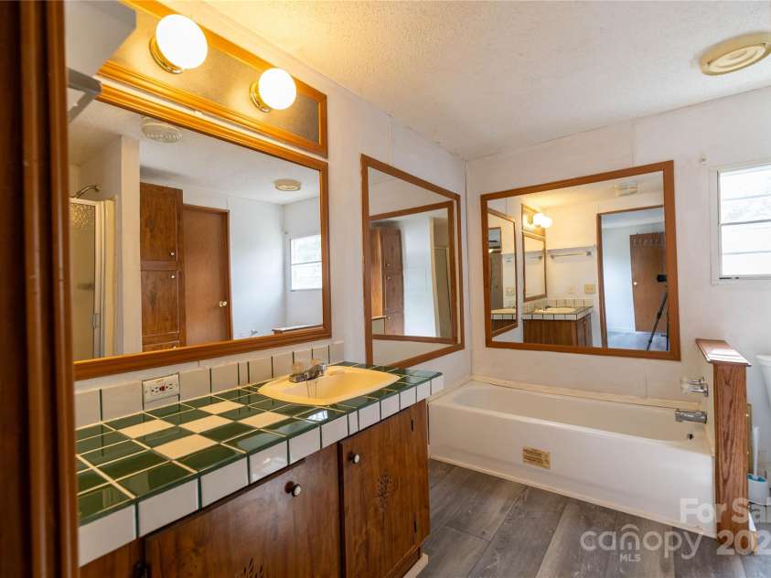 169 Old Chip Yard Drive, Burnsville, NC 28714.  MLS# CAR4226169, YatesRealty ID 1940. 