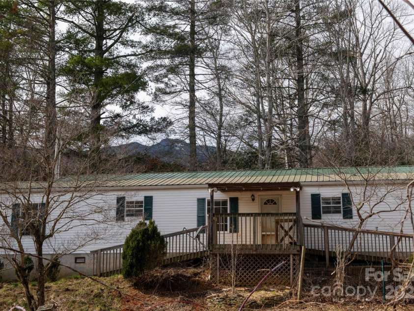169 Old Chip Yard Drive, Burnsville, NC 28714.  MLS# CAR4226169, YatesRealty ID 1940. 
