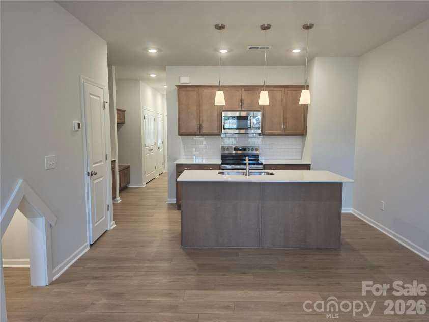 6550 Harlech Street, Charlotte, NC 28269.  MLS# CAR4430170, YatesRealty ID 19400. 