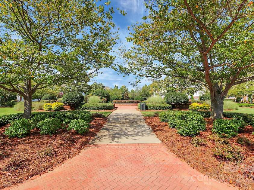 14451 San Paolo Lane, Charlotte, NC 28277.  MLS# CAR4270564, YatesRealty ID 19401. Community Pocket Park