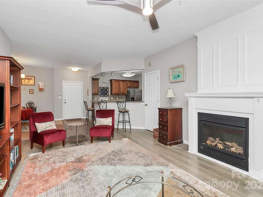 14451 San Paolo Lane, Charlotte, NC 28277.  MLS# CAR4270564, YatesRealty ID 19401. Electric fireplace in living room!