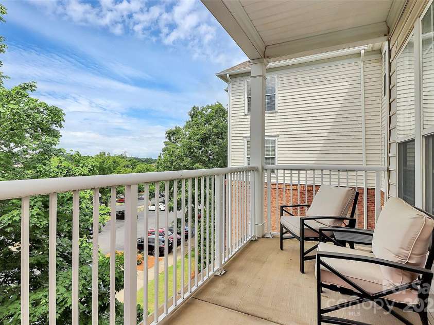 14451 San Paolo Lane, Charlotte, NC 28277.  MLS# CAR4270564, YatesRealty ID 19401. Private covered balcony off living room