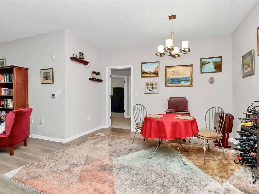 14451 San Paolo Lane, Charlotte, NC 28277.  MLS# CAR4270564, YatesRealty ID 19401. Split Bedroom Floor Plan!