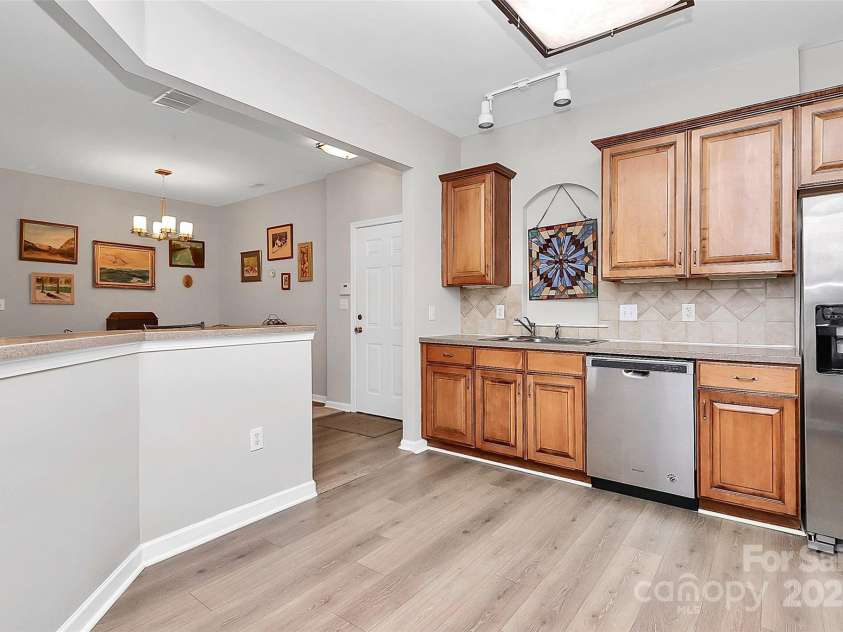 14451 San Paolo Lane, Charlotte, NC 28277.  MLS# CAR4270564, YatesRealty ID 19401. Stainless Steel Applicance including Refrigerator and microwave.