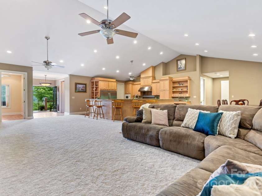 6 Grouse Terrace, Fairview, NC 28730.  MLS# CAR4269156, YatesRealty ID 19403. Room for extended family and friends