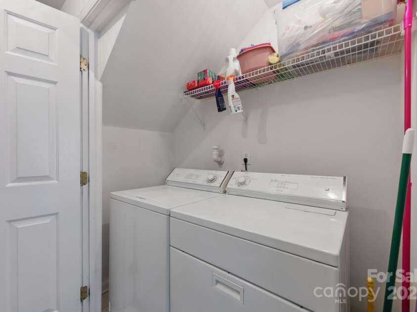 12350 Swan Wings Place, Huntersville, NC 28078.  MLS# CAR4263262, YatesRealty ID 19404. 