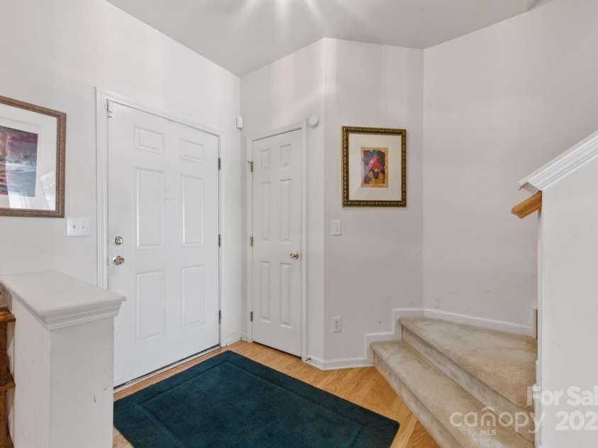 12350 Swan Wings Place, Huntersville, NC 28078.  MLS# CAR4263262, YatesRealty ID 19404. 
