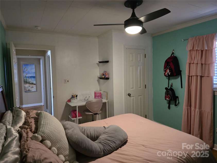 3025 School Street, Claremont, NC 28610.  MLS# CAR4244430, YatesRealty ID 19406. 