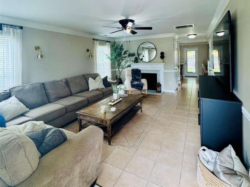 7918 Boars Head Court, Charlotte, NC 28214.  MLS# CAR4270988, YatesRealty ID 19407. 