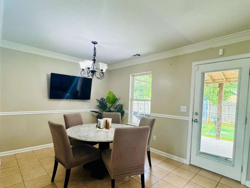 7918 Boars Head Court, Charlotte, NC 28214.  MLS# CAR4270988, YatesRealty ID 19407. 