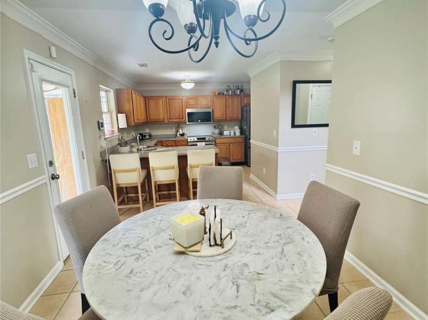 7918 Boars Head Court, Charlotte, NC 28214.  MLS# CAR4270988, YatesRealty ID 19407. 