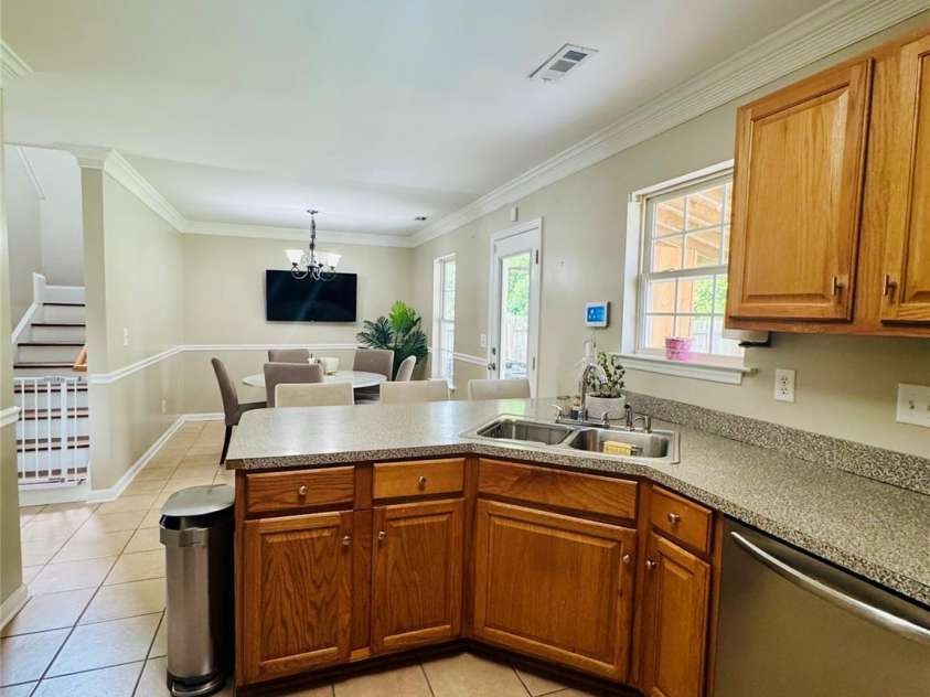 7918 Boars Head Court, Charlotte, NC 28214.  MLS# CAR4270988, YatesRealty ID 19407. 