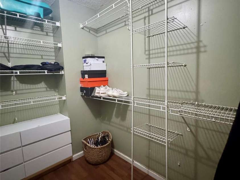7918 Boars Head Court, Charlotte, NC 28214.  MLS# CAR4270988, YatesRealty ID 19407. 