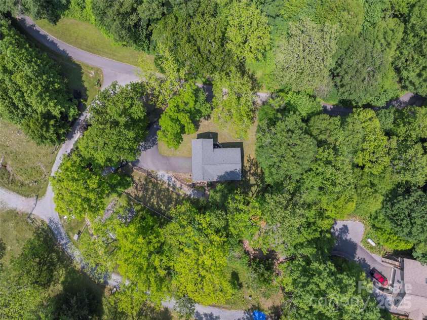 799 Coyote Hollow Road, Waynesville, NC 28785.  MLS# CAR4267416, YatesRealty ID 19408. 
