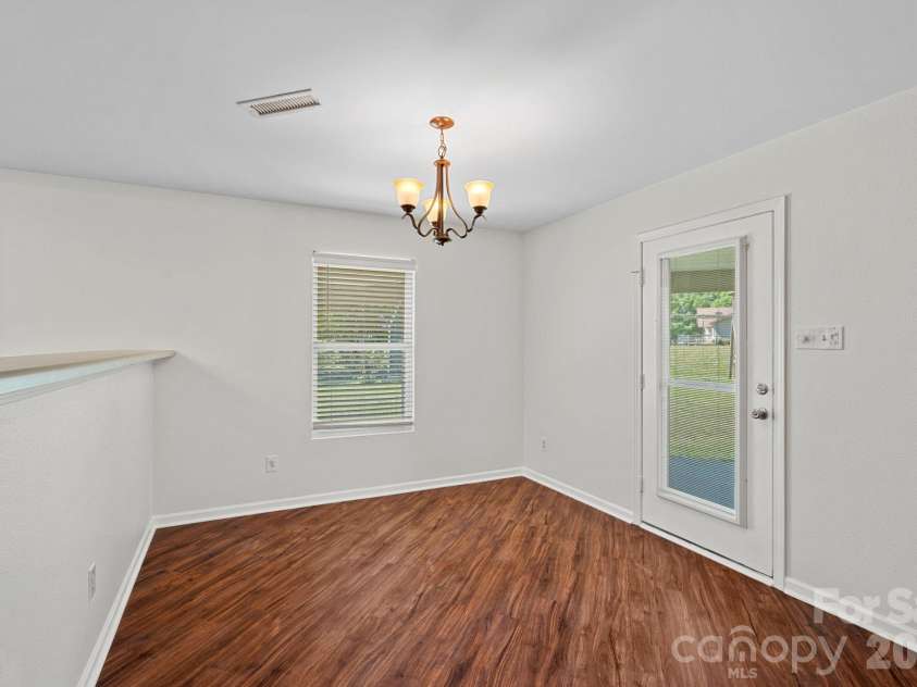 1918 Leesburg Drive, Clover, SC 29710.  MLS# CAR4376796, YatesRealty ID 19409. 