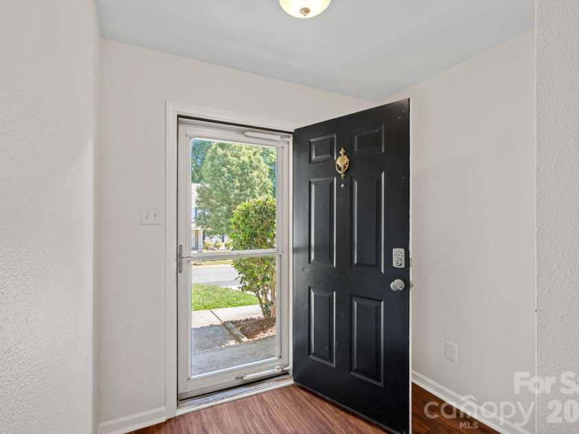 1918 Leesburg Drive, Clover, SC 29710.  MLS# CAR4376796, YatesRealty ID 19409. 