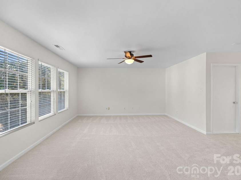 1918 Leesburg Drive, Clover, SC 29710.  MLS# CAR4376796, YatesRealty ID 19409. Upstairs loft