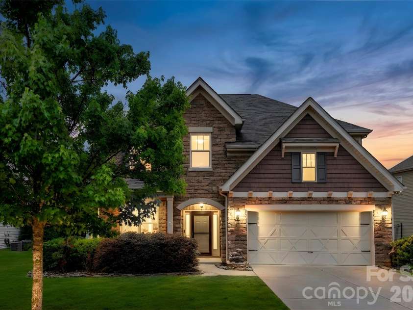 2622 Treeline Drive, Concord, NC 28027.  MLS# CAR4375241, YatesRealty ID 19411. 