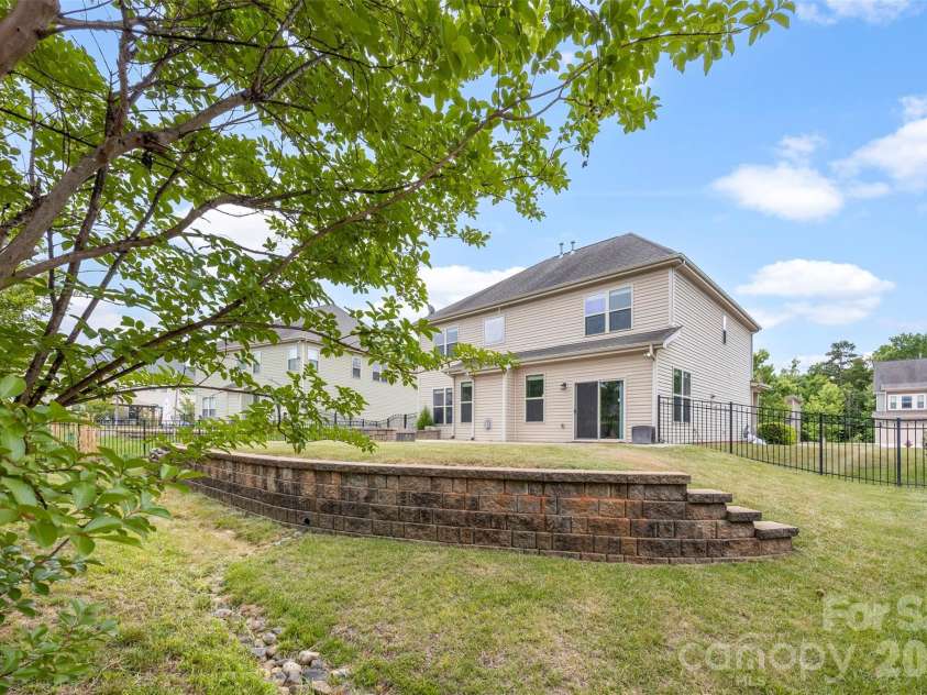 2622 Treeline Drive, Concord, NC 28027.  MLS# CAR4375241, YatesRealty ID 19411. 
