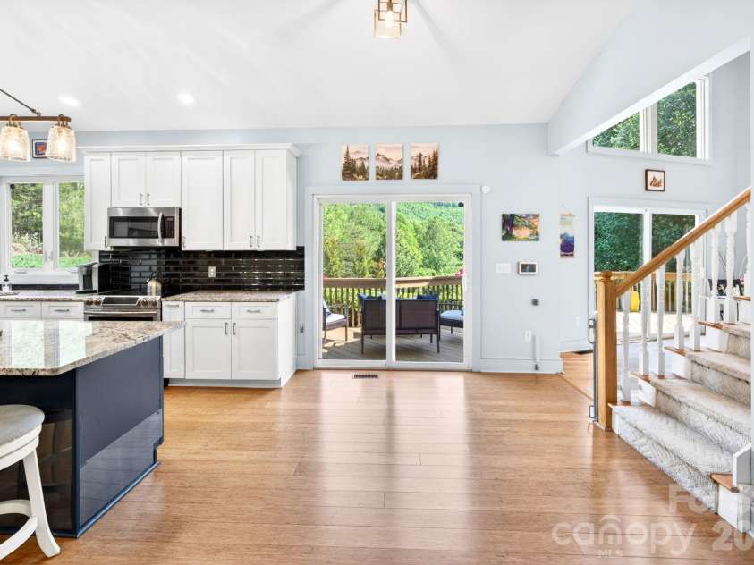 21 Kylie Grace Lane, Candler, NC 28715.  MLS# CAR4371449, YatesRealty ID 19412. 