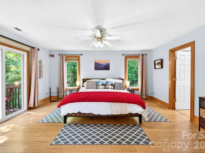 21 Kylie Grace Lane, Candler, NC 28715.  MLS# CAR4371449, YatesRealty ID 19412. 