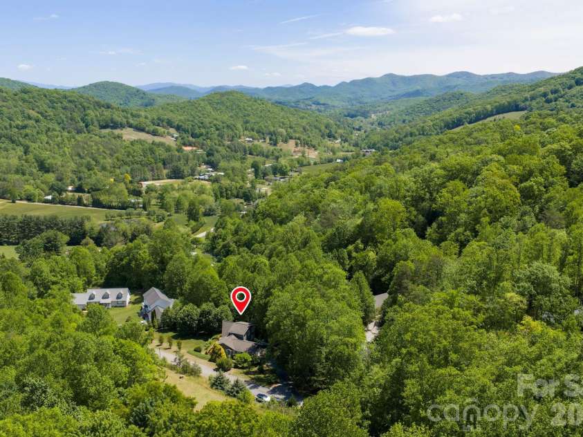 21 Kylie Grace Lane, Candler, NC 28715.  MLS# CAR4371449, YatesRealty ID 19412. 