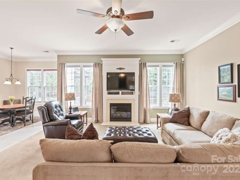 8115 Wilburn Court, Charlotte, NC 28277.  MLS# CAR4264288, YatesRealty ID 19412. Den