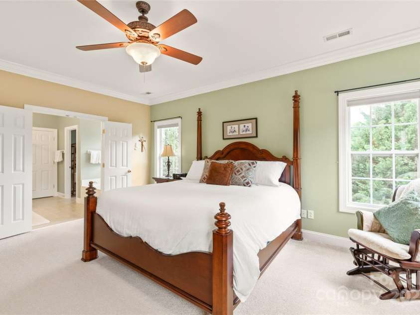 8115 Wilburn Court, Charlotte, NC 28277.  MLS# CAR4264288, YatesRealty ID 19412. Primary bedroom