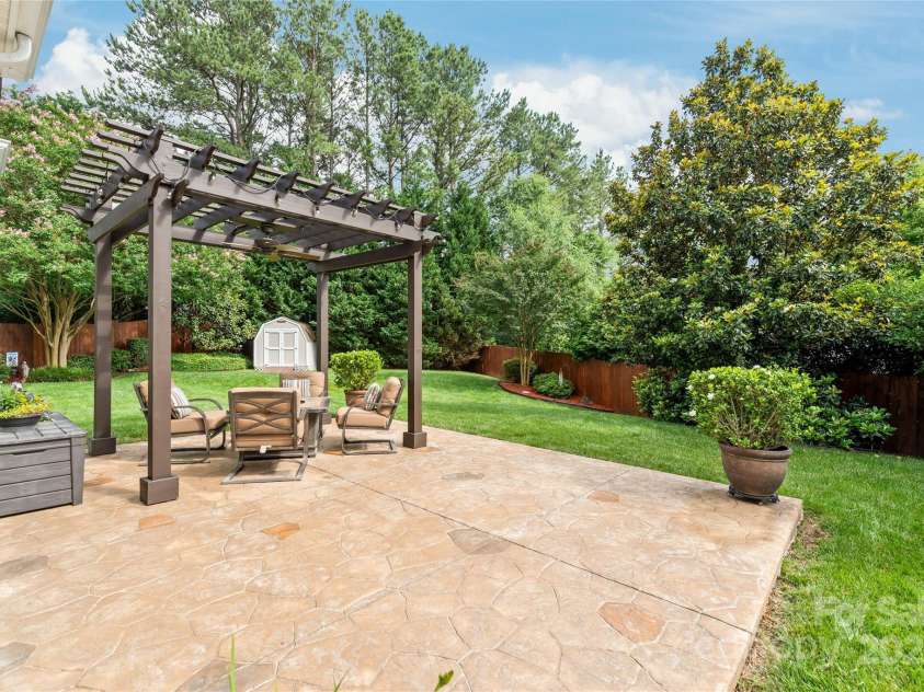 8115 Wilburn Court, Charlotte, NC 28277.  MLS# CAR4264288, YatesRealty ID 19412. Rear patio